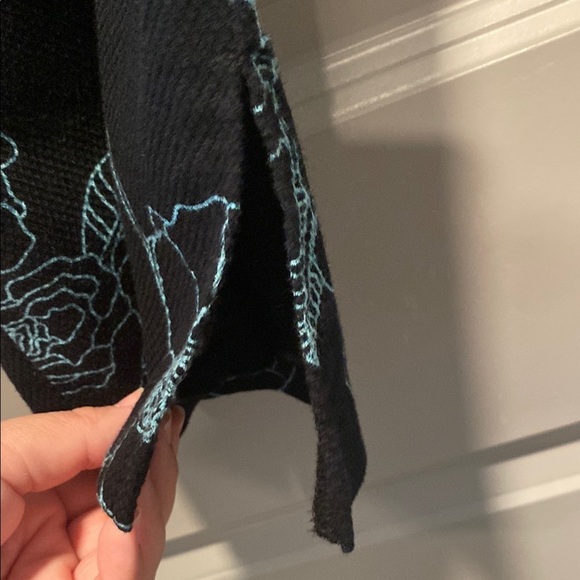 Worthington Black Floral Stretch Pants | Cropped | Blue Print size 12 petite - Picture 4 of 7